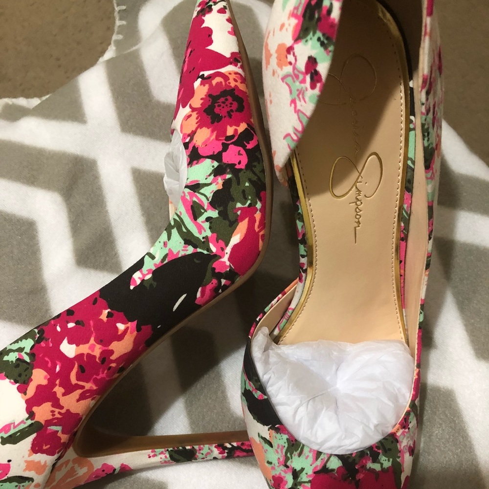 Jessica Simpson Claudette Pump